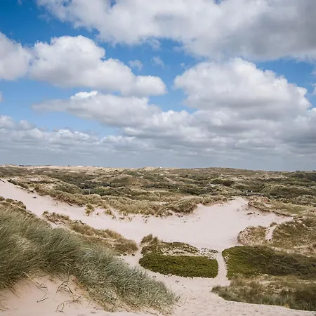 Luxury On The Boulevard And At North Sea Egmond aan Zee
