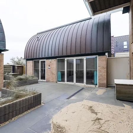 In Egmond With Stunning Sea Views