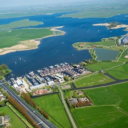Luxury On The Boulevard And At North Sea Holiday home *
