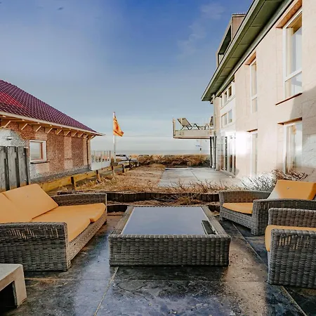 Дом отдыха In Egmond With Stunning Sea Views Эгмонд-ан-Зее