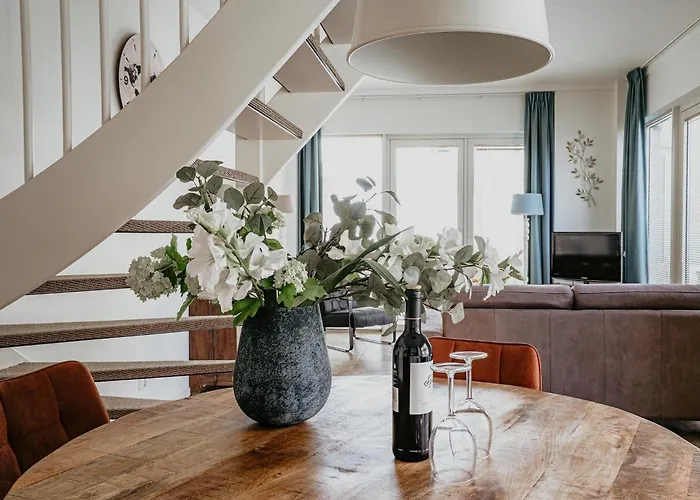 Holiday home In Egmond With Stunning Sea Views *