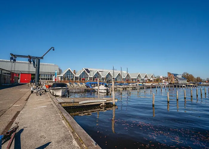 Holiday home In Egmond With Stunning Sea Views